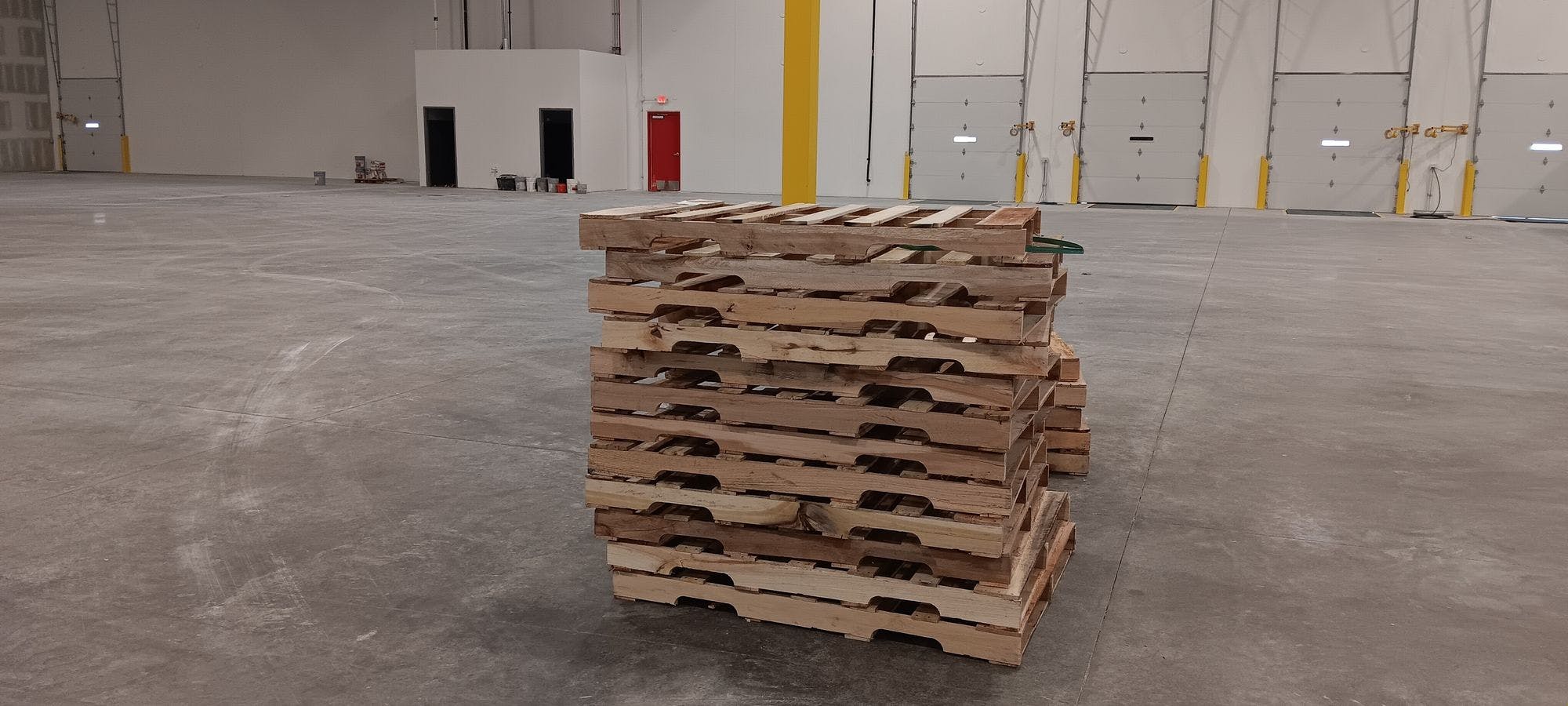 Grade A (#1) 48 x 40 GMA Hardwood Pallets - Toledo OH 43615