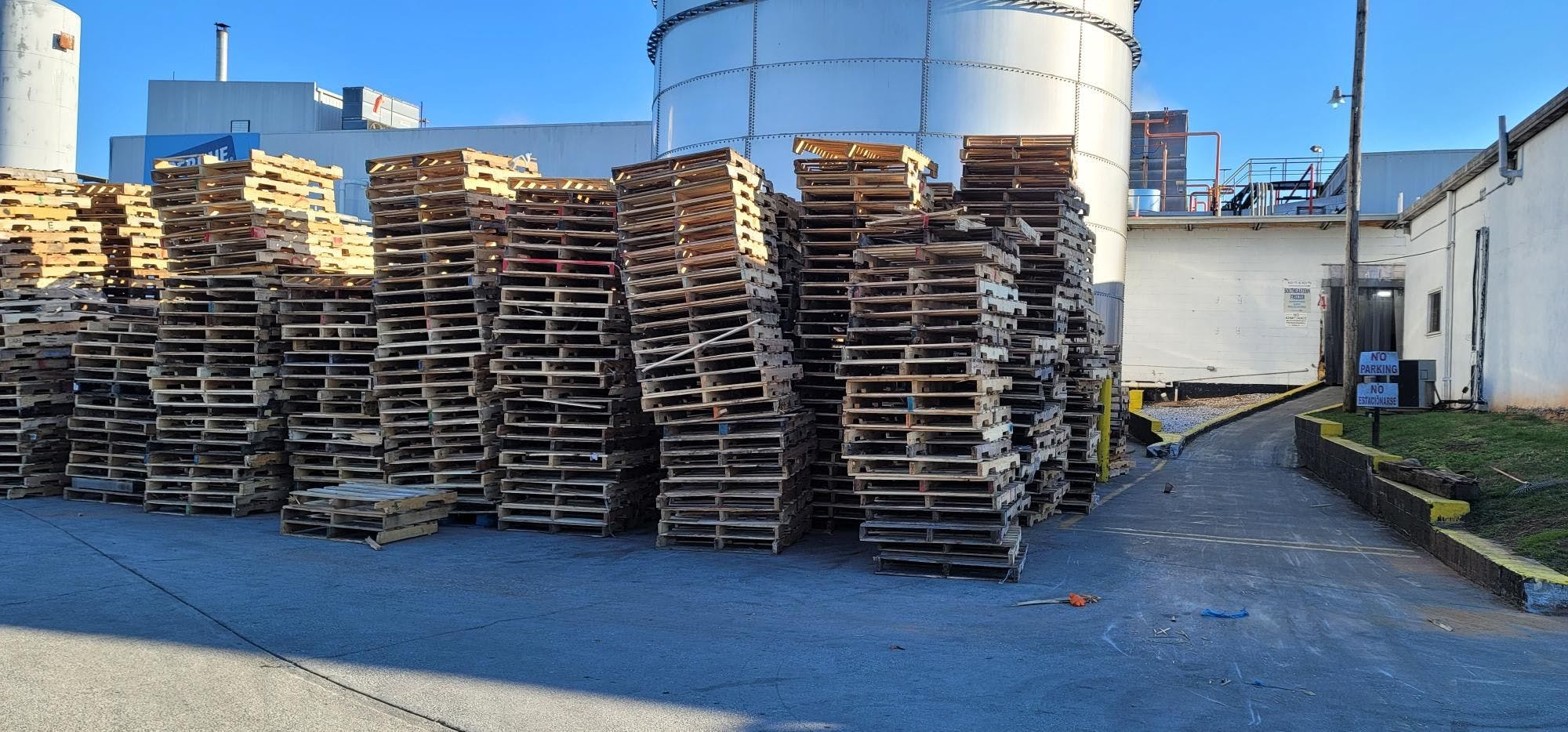 48 x 40 Used Shipping Pallet Cores - Newark NJ 07104