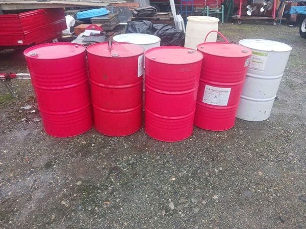 55 Gallon Used Metal Drums - Lakeville MN 55044