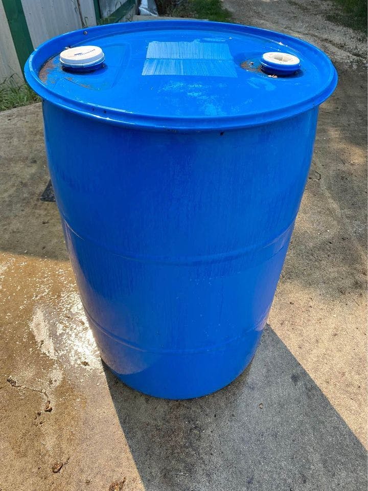 Used 60 Gallon Closed Top Pallet Drums - Newark NJ 07104