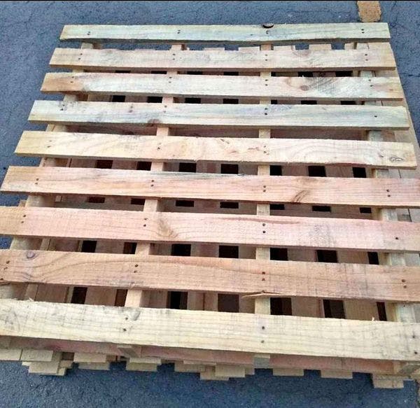 48 x 40 Used Standard Block Pallets - Akron OH 44312
