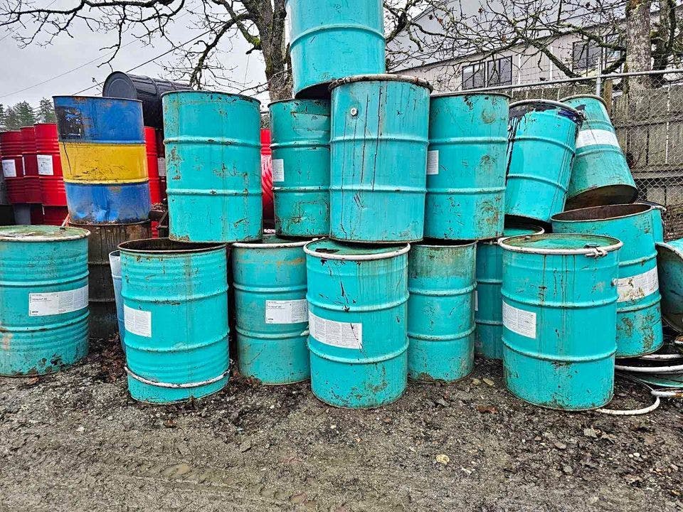 55 Gallon Used Metal Drums - Mount Washington KY 40047