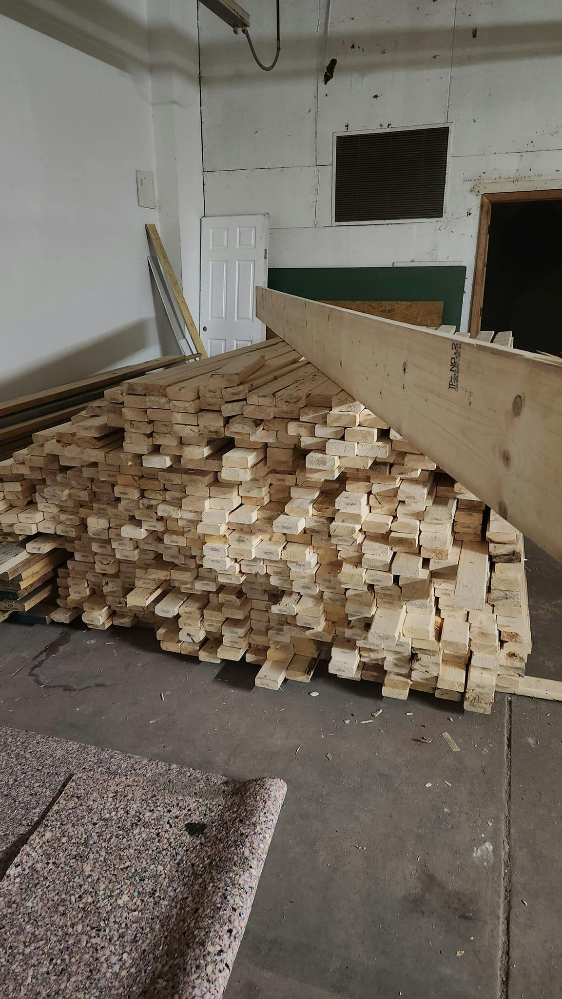40 inch Oakwood Boards - Pine Bluff AR 71601