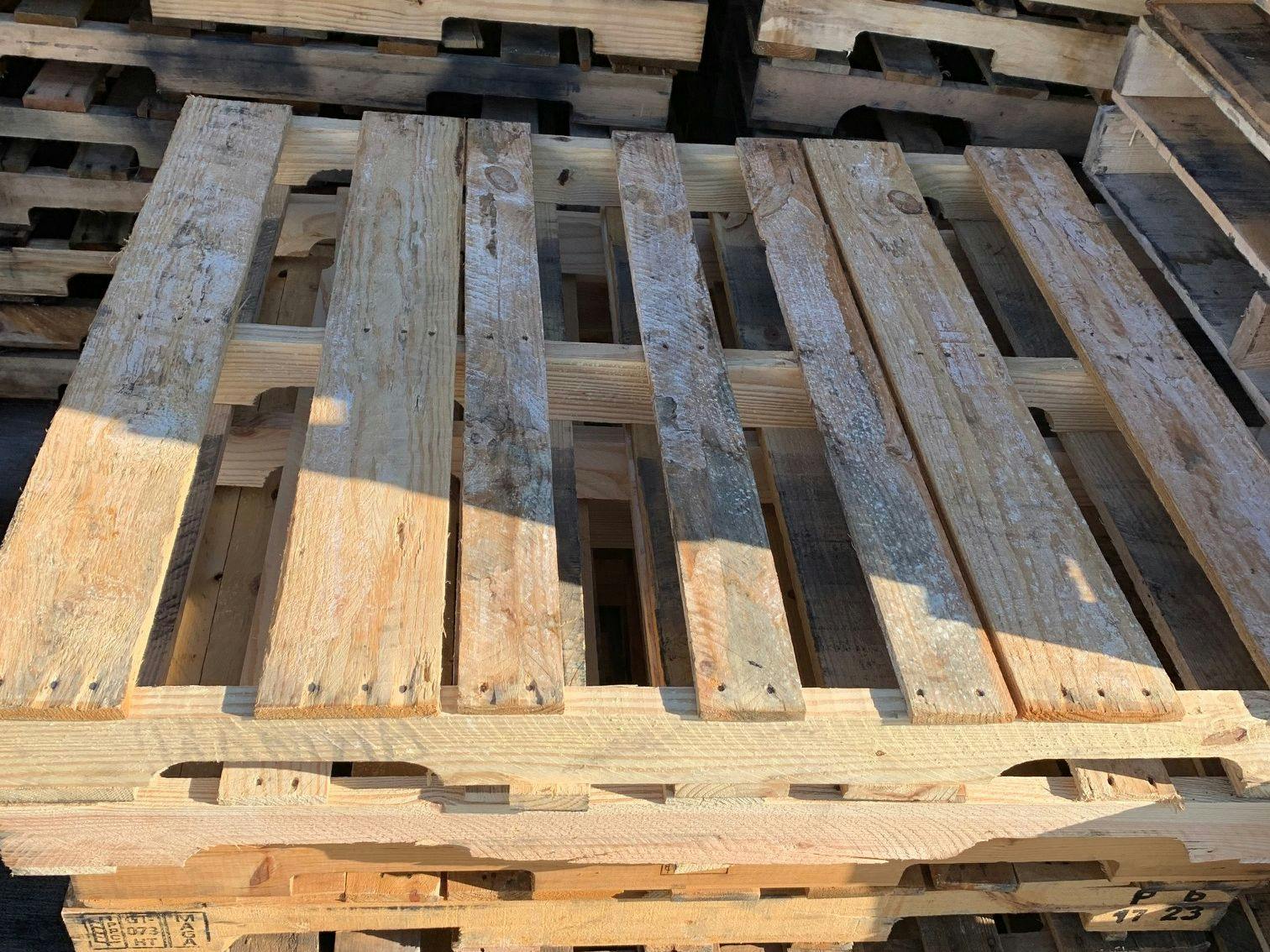 48 x 40 Wooden Pallets Cores - Bridgeport, CT 06608