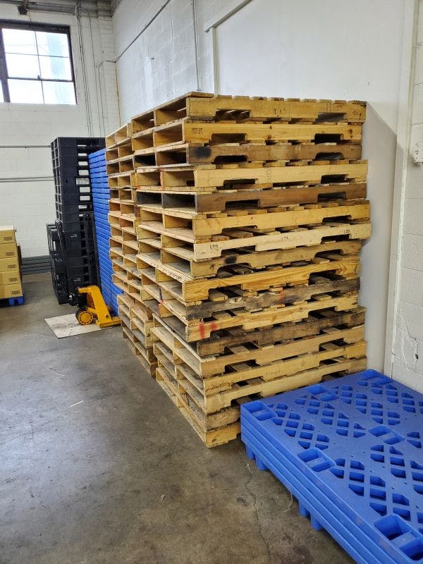 Grade B (#2) Bulk Amount of Pallets - Phoenix AZ 85033