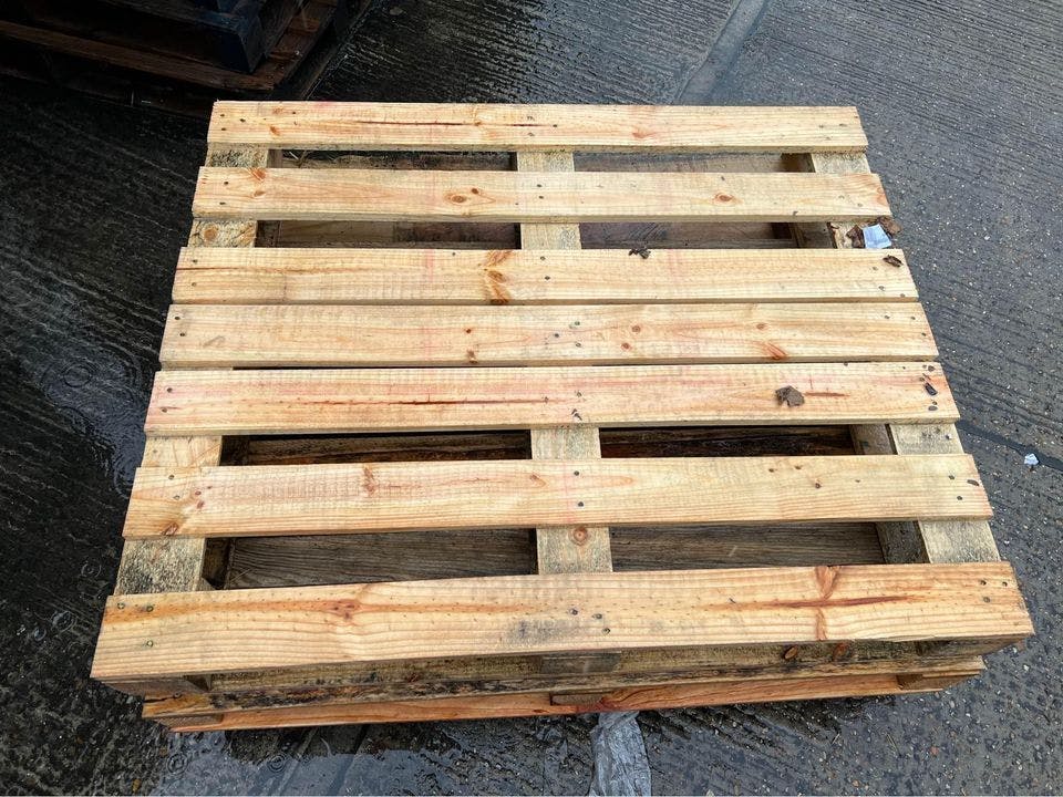 Used 1200 x 1000mm Block Pallets - Pearland TX 77584