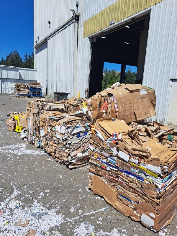 Truckload of Used OCC Cardboard Bales - Roseville CA 95747