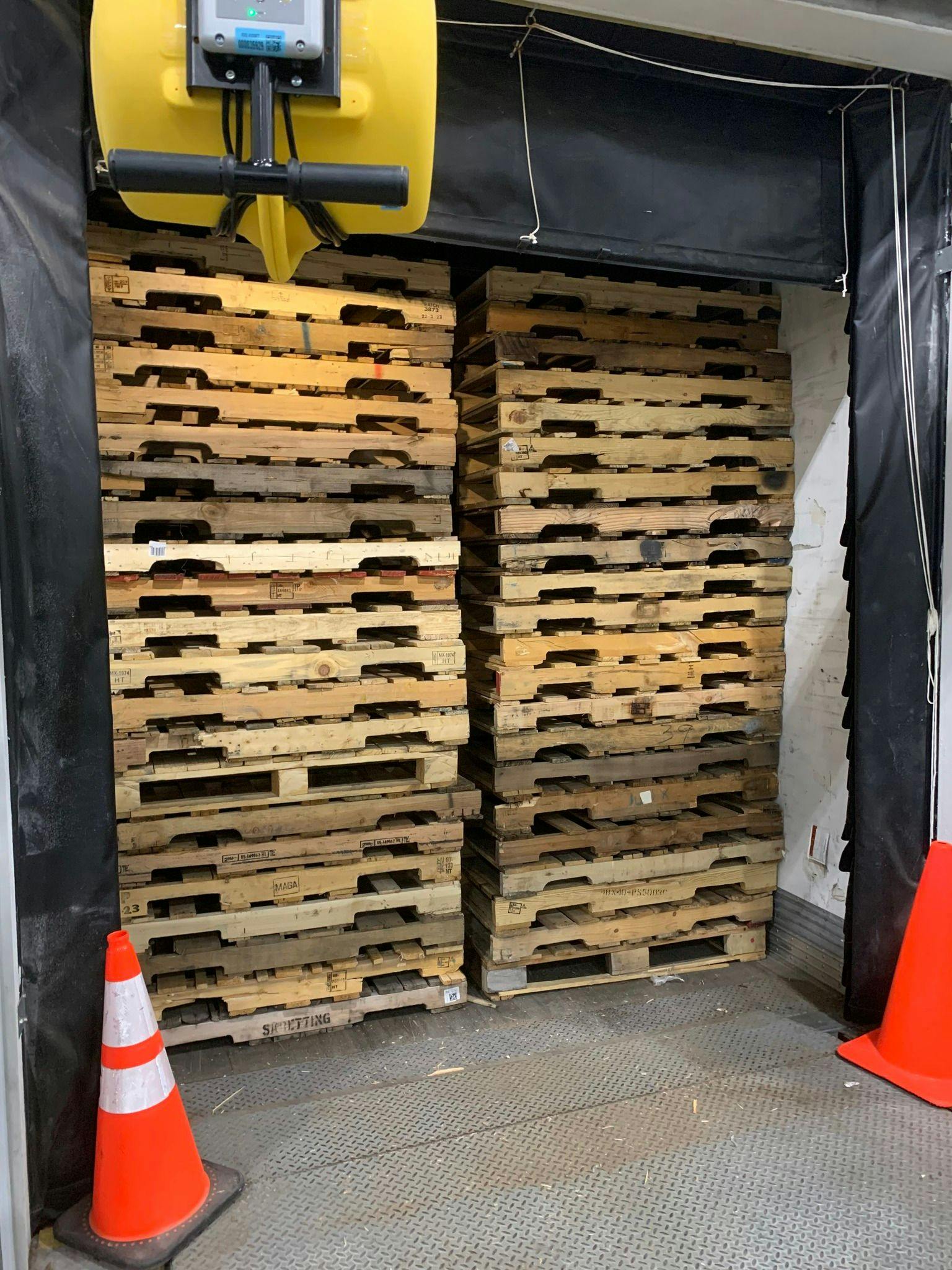 Semi-Truckload of Grade B Stringer Pallets - Little Elm TX 75068