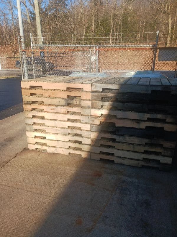 Used 48 x 48 4-way entry stringer skids - Cypress TX 77429