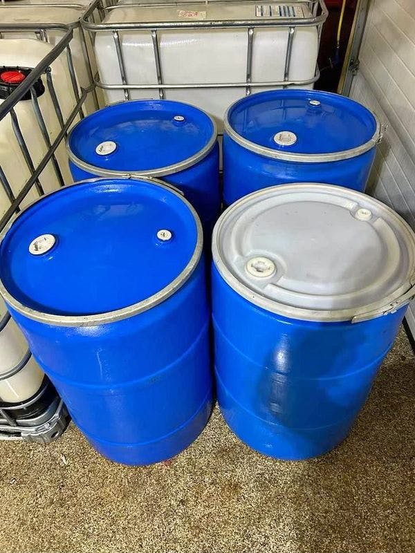 55 Gallon Plastic Drums with Removable Lids - Hagerstown MD 21742