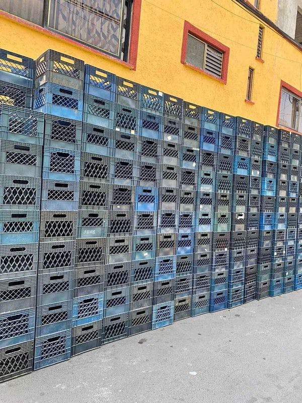 30x30x30 Plastic Crates - Sioux City IA 51108