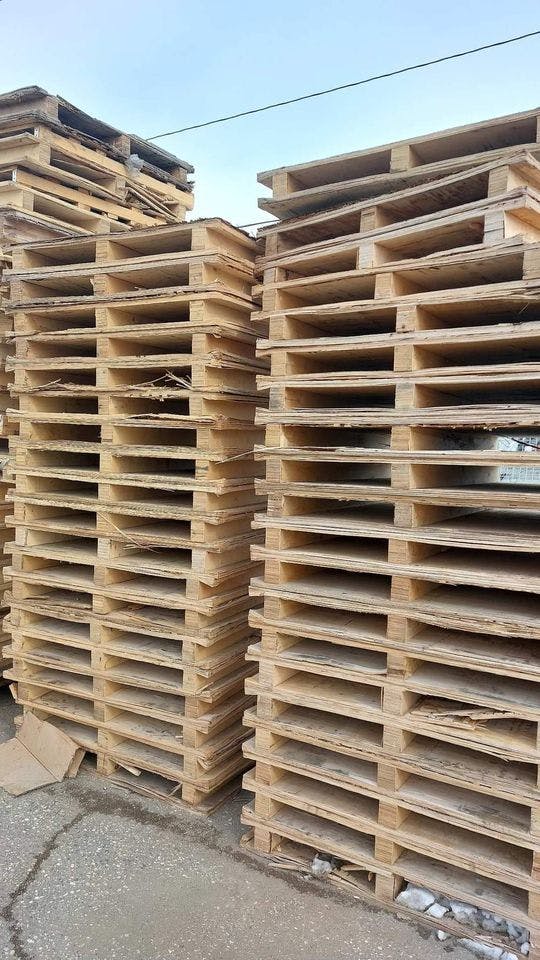 48 x 40 Used 2-Way Perimeter Base Pallets - Kahului HI 96732