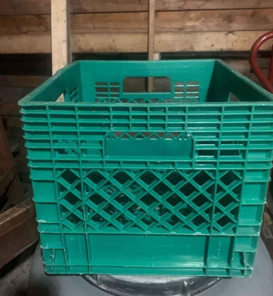 Used Milk Crates - Warren MI 48091