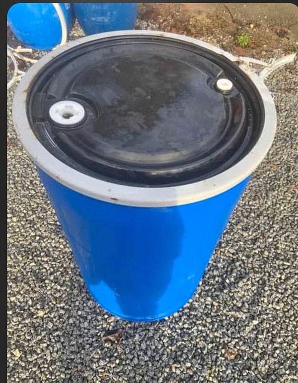 Used 55 Gallon Open Head Plastic Drums - Portland OR 97203