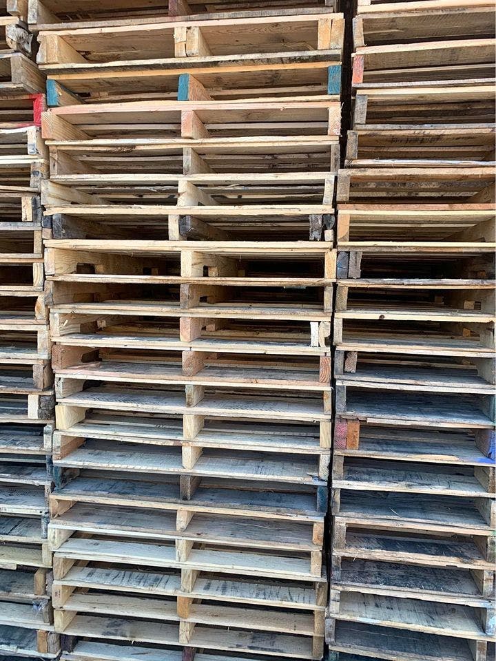 48 x 40 Used 2-Way Stringer Pallets - New Castle DE 19720