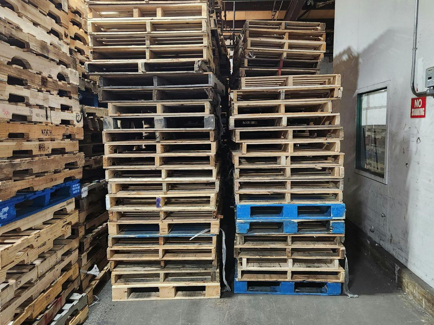 Stack iof #2 Pallets 