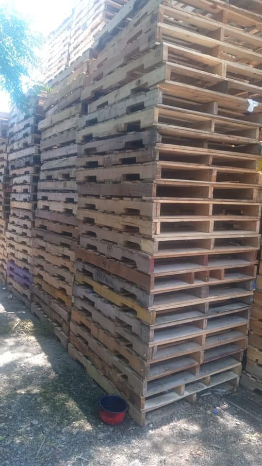 Stack of Grade A Wood Pallets 