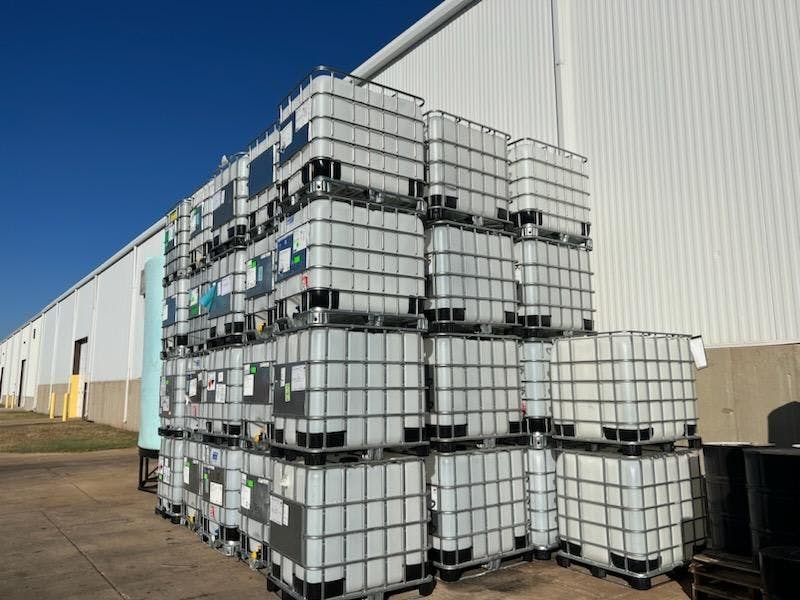 Rinsed 330 Gallon Food Grade Used IBC Totes  - Garden City KS 67846