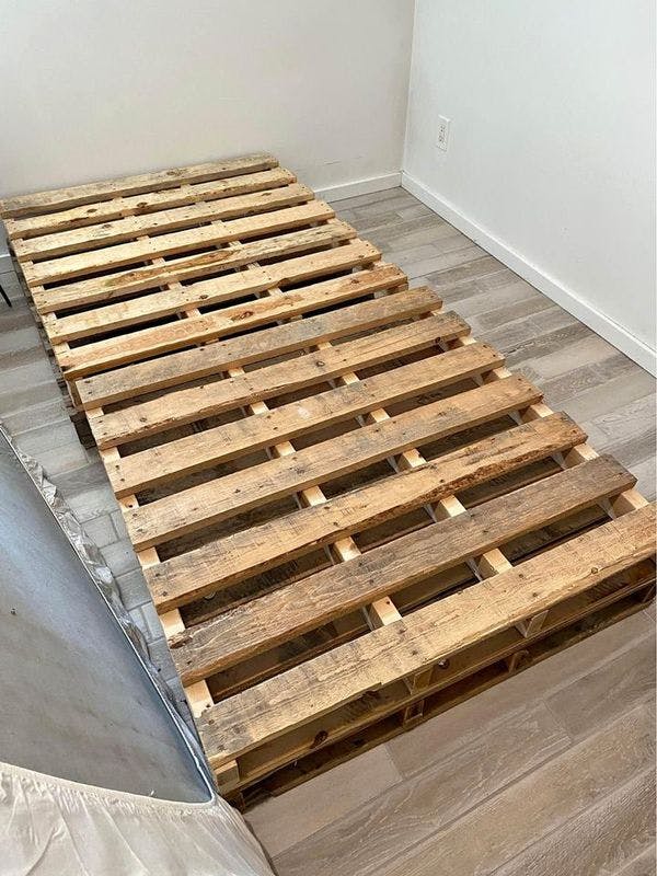 47 x 47 Used 2-Way Block Pallets - Anderson IN 46013