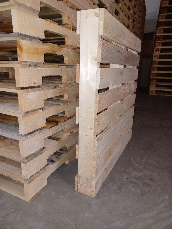 36 x 36 New Heat Treated 2-Way Pallets - State College PA 16803