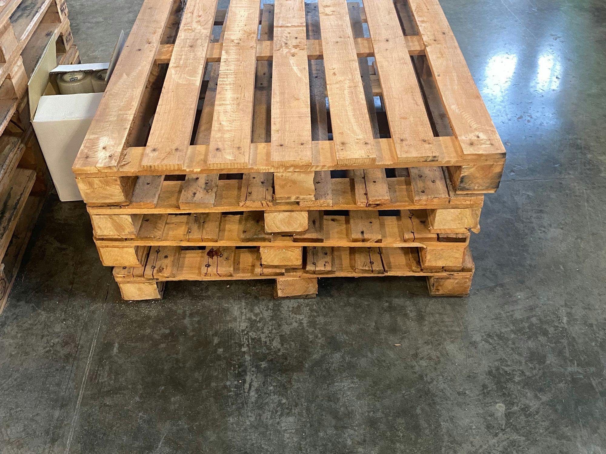 48 x 40 HT Used Block Pallets - Ridgefield, WA 98642