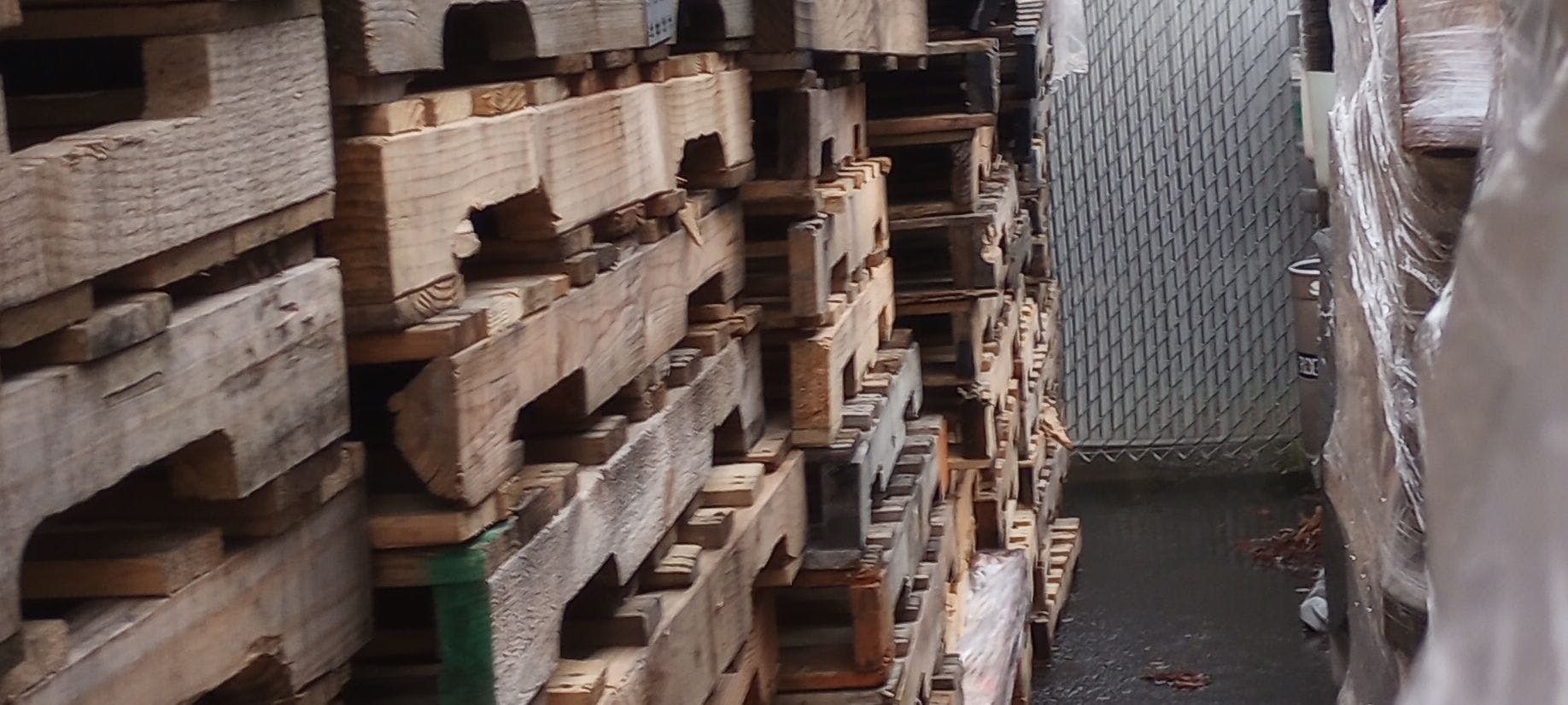 48 x 40 Used Wood Pallet Cores - Newport OR 97365