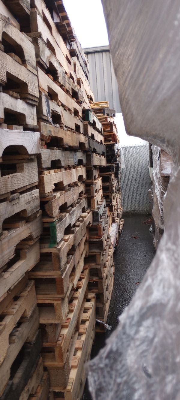 48 x 40 Used Wood Pallet Cores - Newport OR 97365