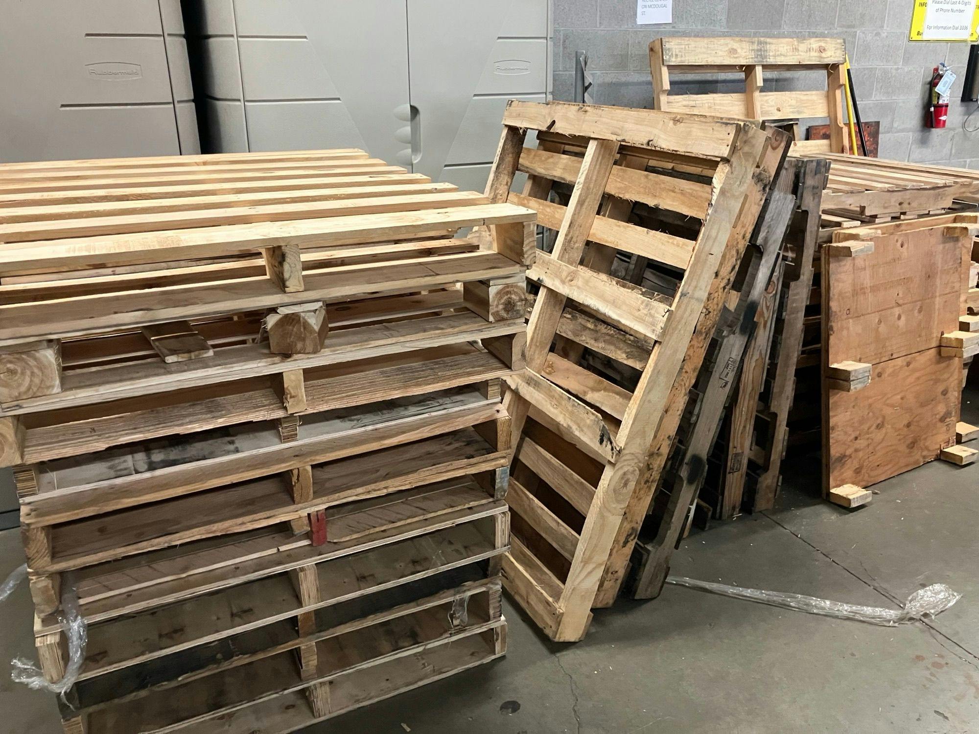 48 x 40 Wooden Pallets Cores - Sugar Land TX 77479