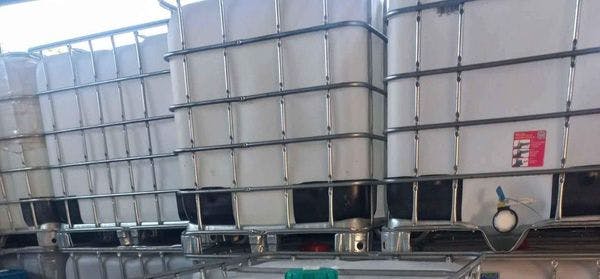 Truckloads of Used Cheap 275 Gallon IBC Tanks -  Newburgh IN 47630