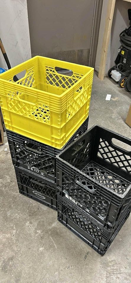 Used Plastic Crates - Sioux Falls SD 57108