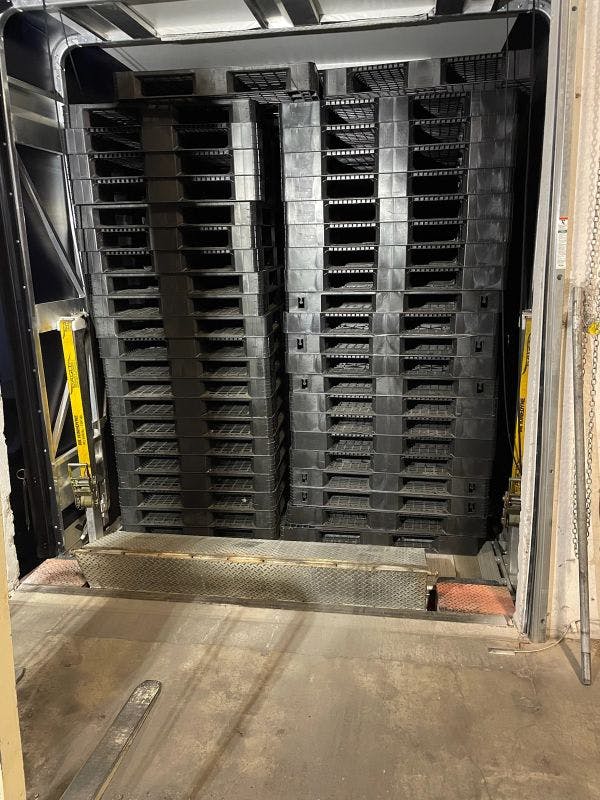 Like New ISPM 15 Plastic Pallets -  Fort Worth TX 76116	