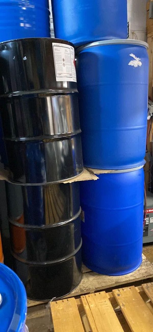 55 Gallon (208L) Plastic Drums - Chicopee MA 01020