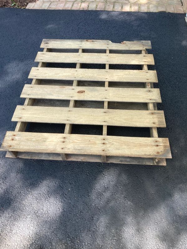 Trailerload of 48 x 48 Winged Pallets - Hilliard OH 43026