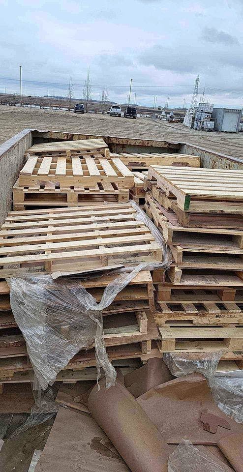 42 x 42 Used 2-Way Stringer Pallets - Saint Augustine FL 32092