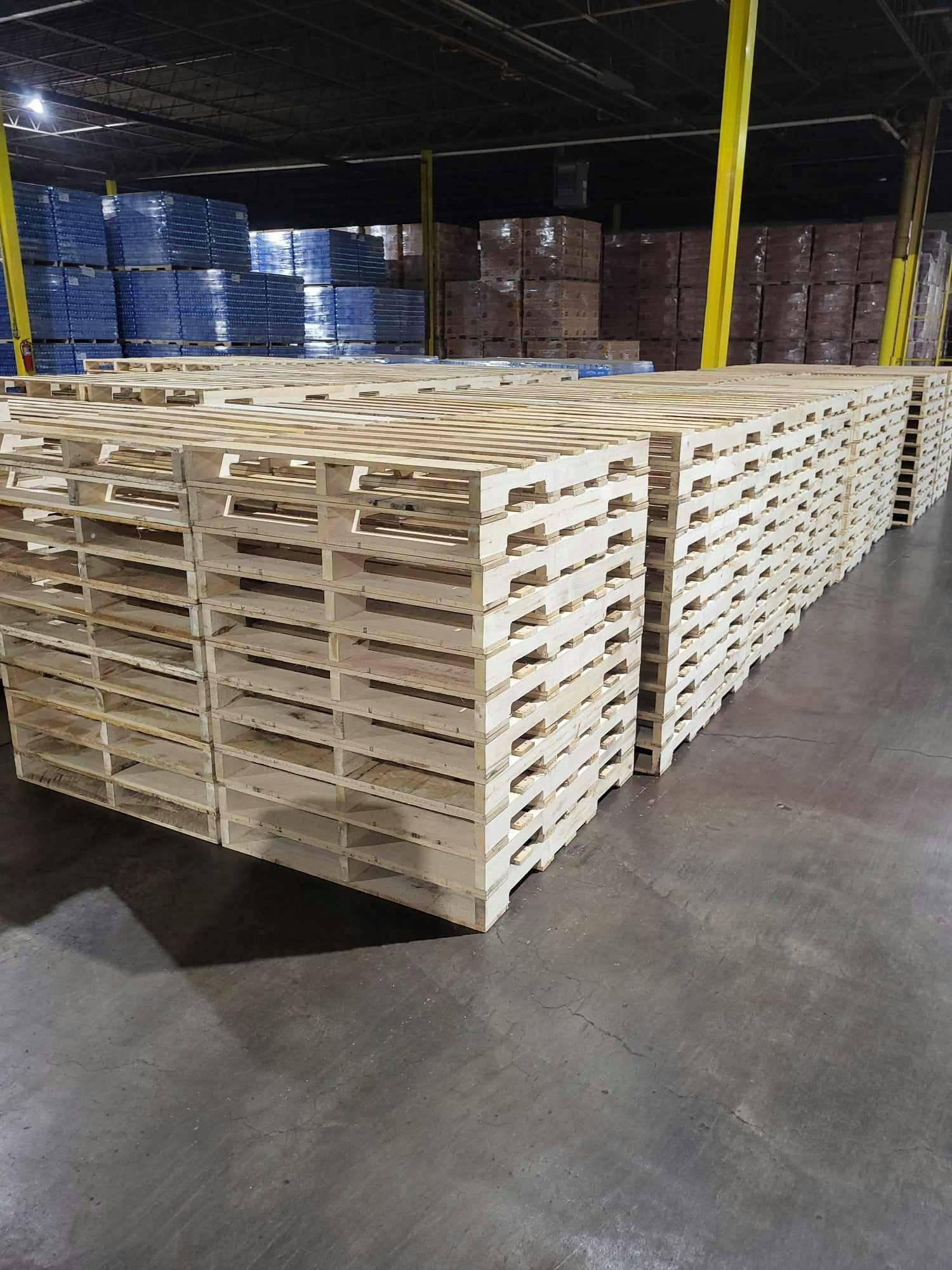 New 48 x 40 White Pine Wooden Pallets - Davison MI 48423