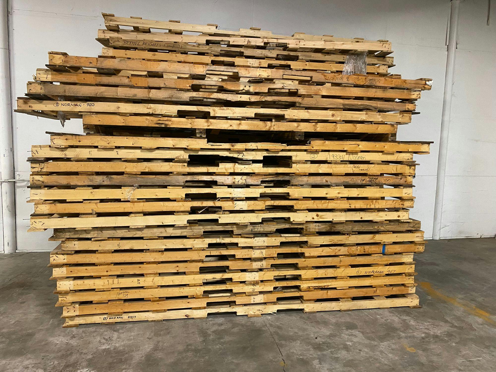 147" X 47" Large Custom Sized Pallets - Indianapolis IN 46224