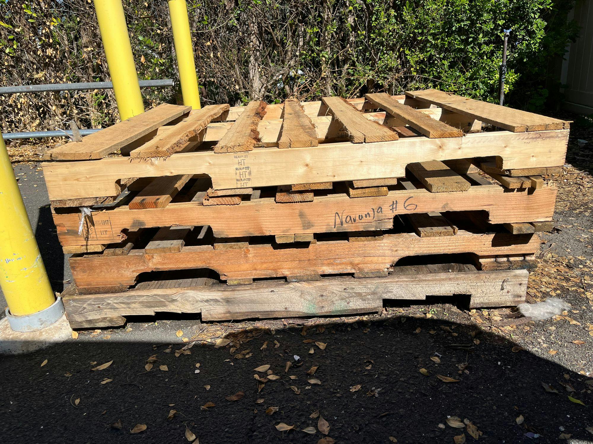 Grade B (#2) 48 x40 Wooden Pallets - Honolulu, HI 96826