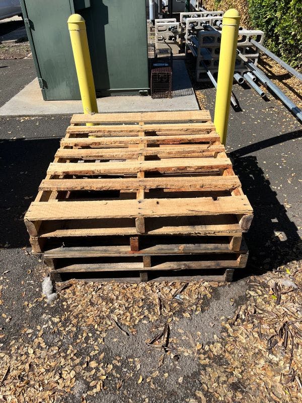 Grade B (#2) 48 x40 Wooden Pallets - Honolulu, HI 96826