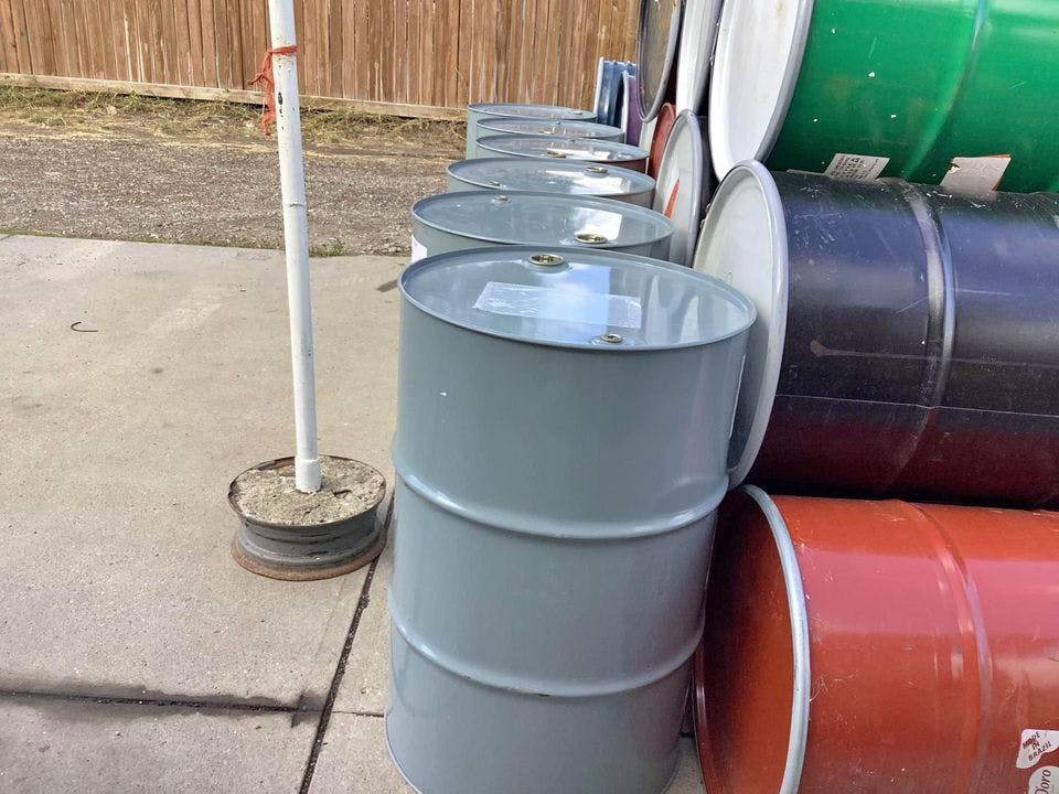 55 Gallon Used Metal Drums - Arnold MO 63010