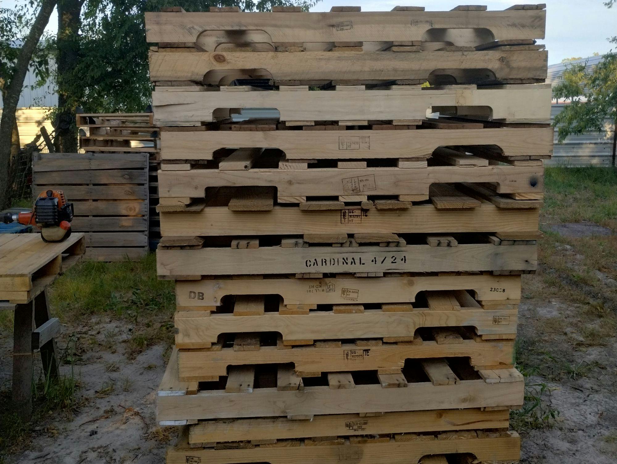 Trailerload of Grade A GMA 48 x 40 Wood Pallets - Plano TX 75025