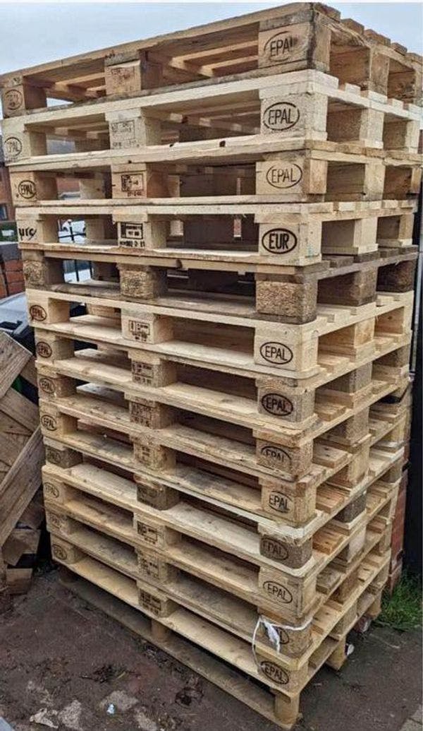 800 x 1200 Used 4-Way Euro Pallets - Denver CO 80223